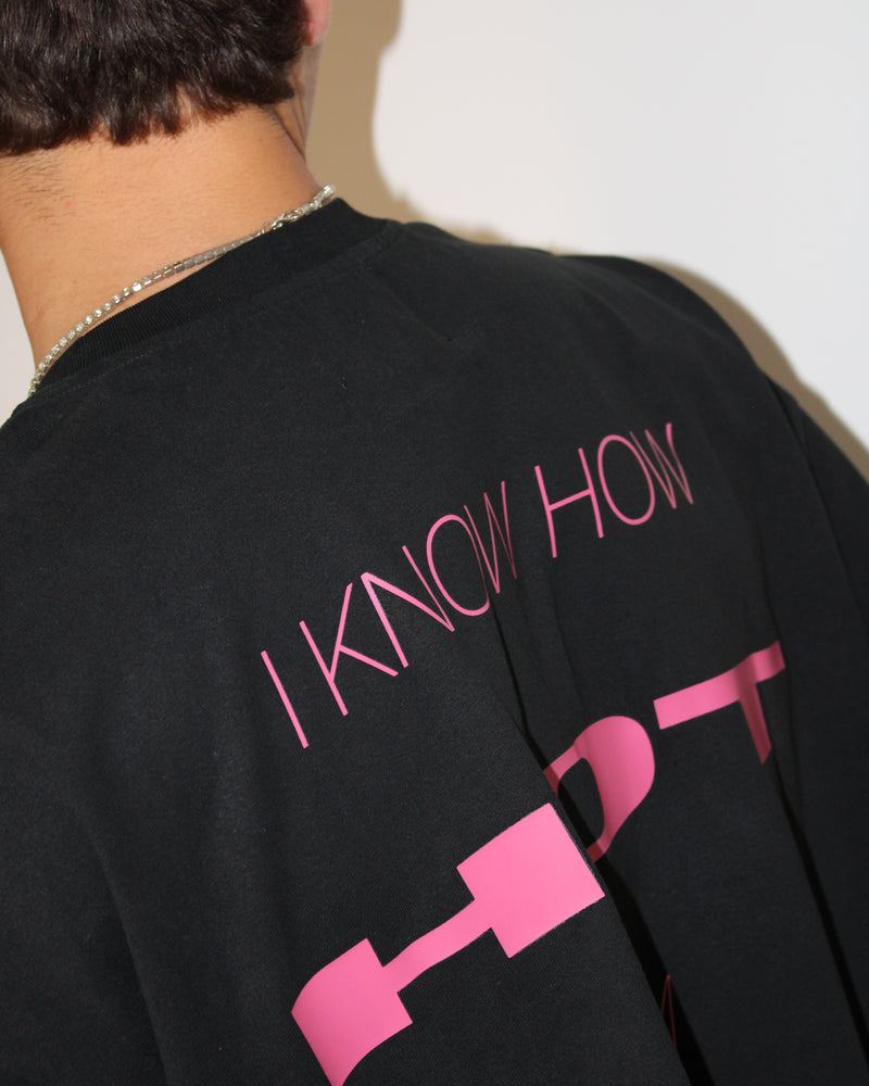 HOT BLACK TEE